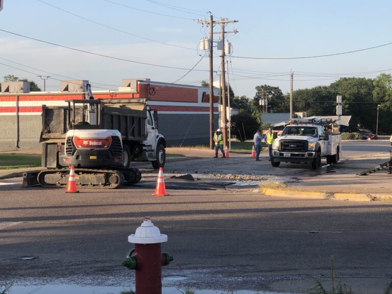 Portion of Glenwood Street closed in Bryan due to water leak