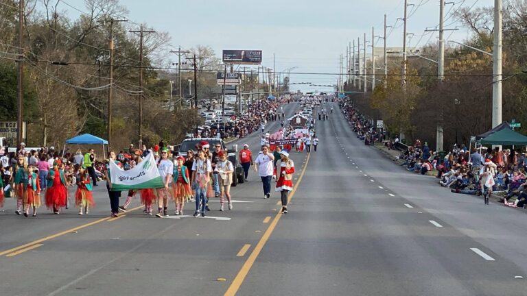 New medians on Texas Avenue may impact BCS Christmas Parade route