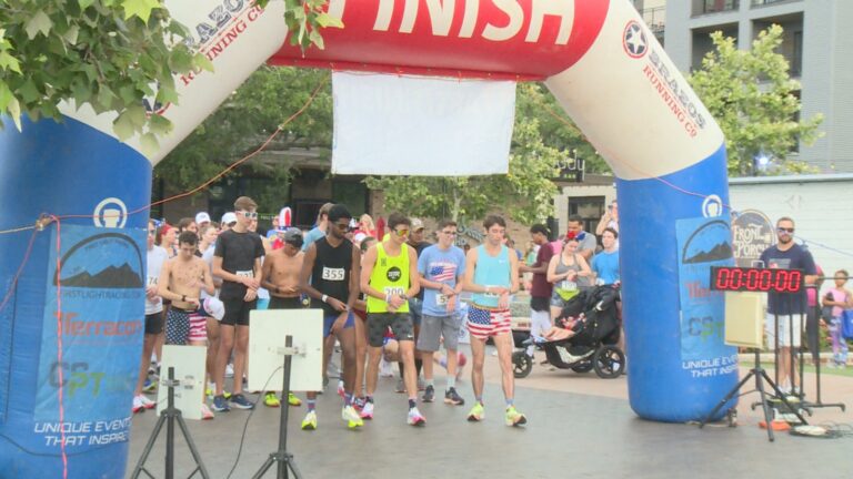 Runners celebrate independence day at the Firecracker 5k