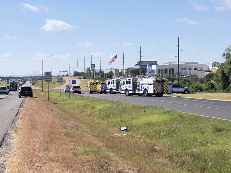 Crash blocks southbound Highway 6 feeder road in College Station