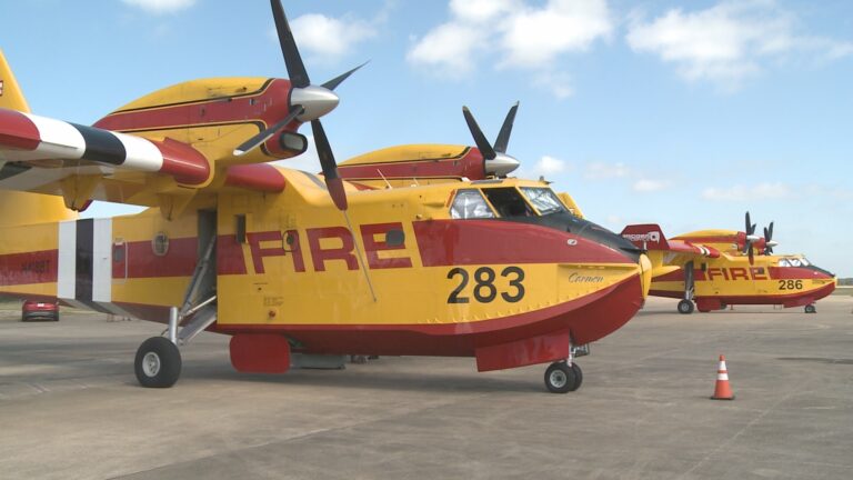 Texas A&M Forest Service offers close-up of airtankers