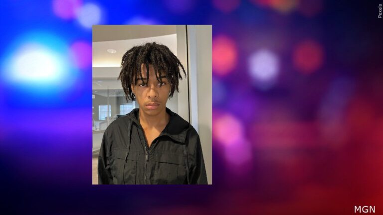 Teen accused of shooting car owner last seen in Brazos County