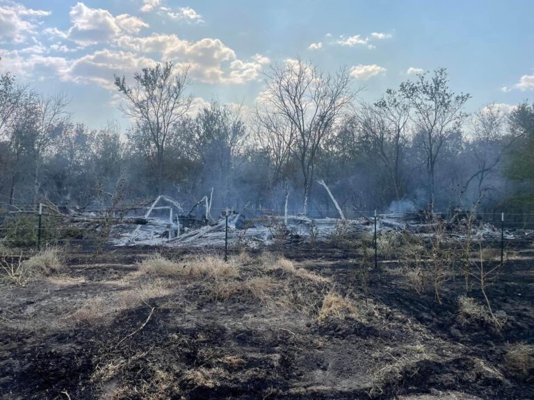 Violation of burn barn blamed for large grass fire in Milam County