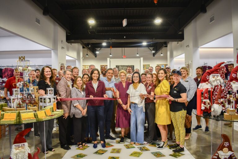 Aggieland Outfitters celebrates new location with ribbon cutting