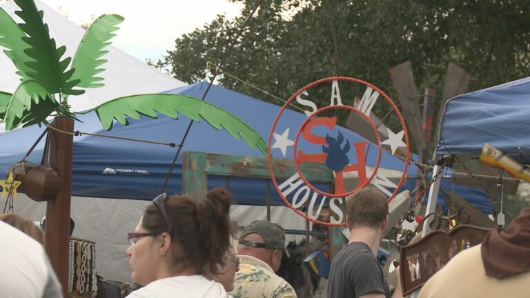 Weekend Lineup: Fall brings in markets and festivals