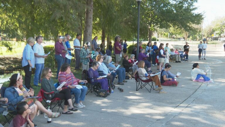 Community rosary event unites Bryan-College Station in prayer