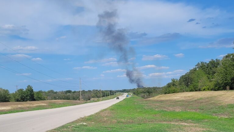 Firefighters respond to wildfire in southeast Brazos County