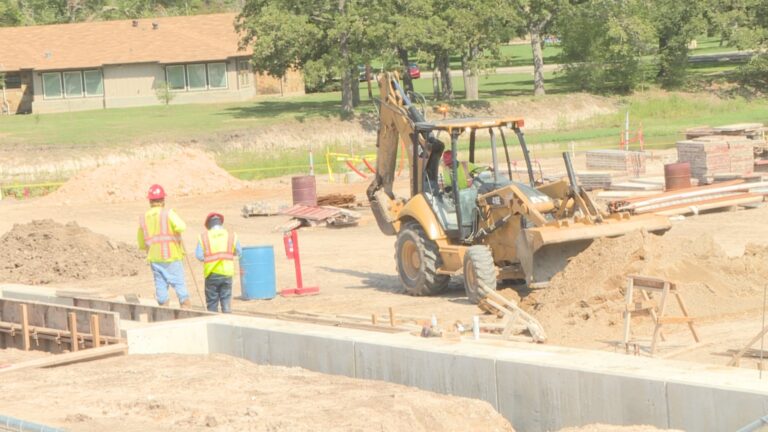 Midtown Park Movie Theatre and Bowling Alley delayed