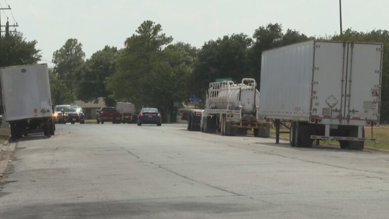 College Station one step closer to citywide commercial vehicle parking ban