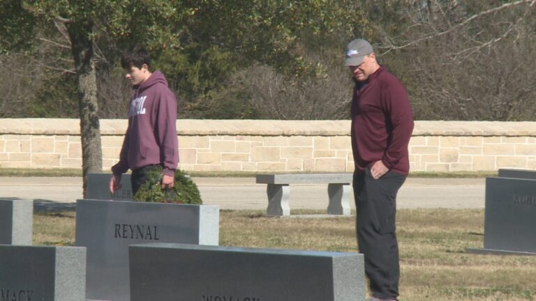 Tribute to veterans at Aggie Field of Honor