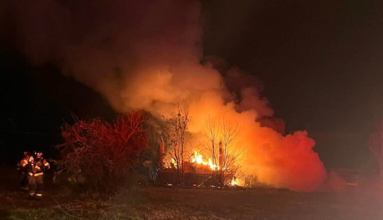 Fire destroys home in Walker County