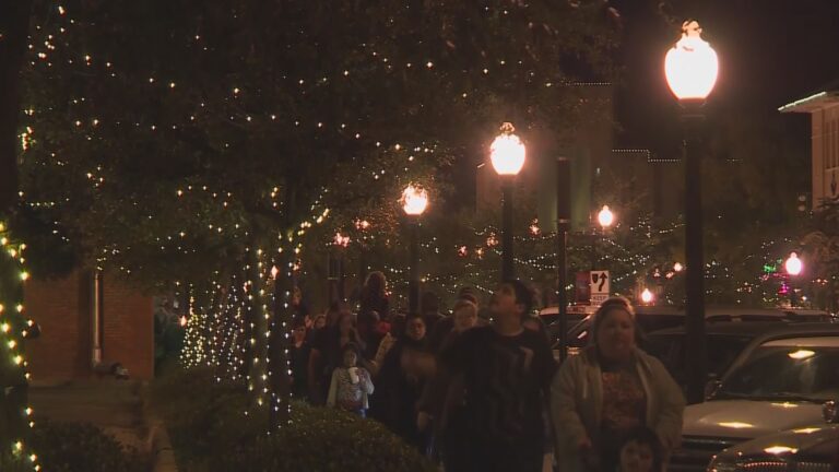 Christmas parade preparations begin before floats hit Downtown Bryan Thursday