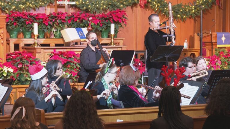 Brazos Breeze Flute Choir performs Christmas concert