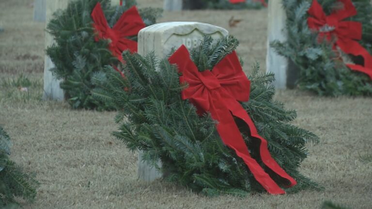 Wreaths Across America collecting, retiring wreaths from graves this weekend