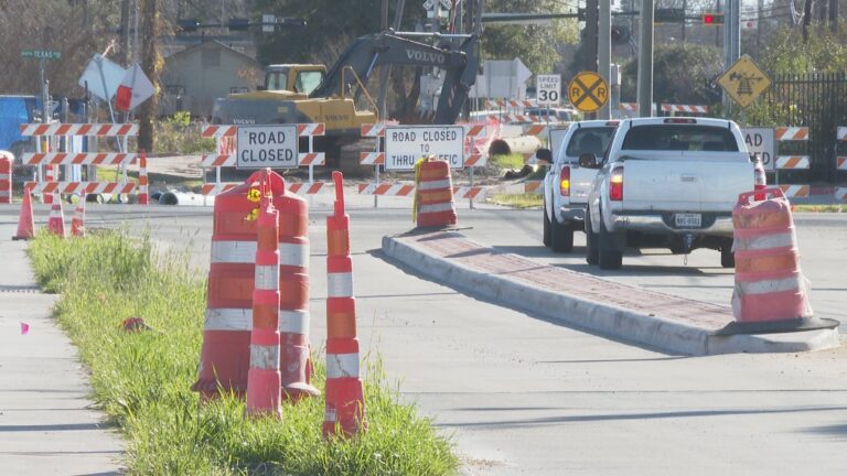 Lane closures on Texas Avenue to install medians