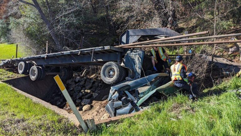 Firefighters rescue driver from horrific crash on FM 974