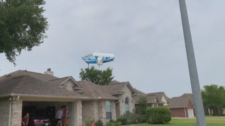 Amazon gives drone delivery presentation, residents split on response