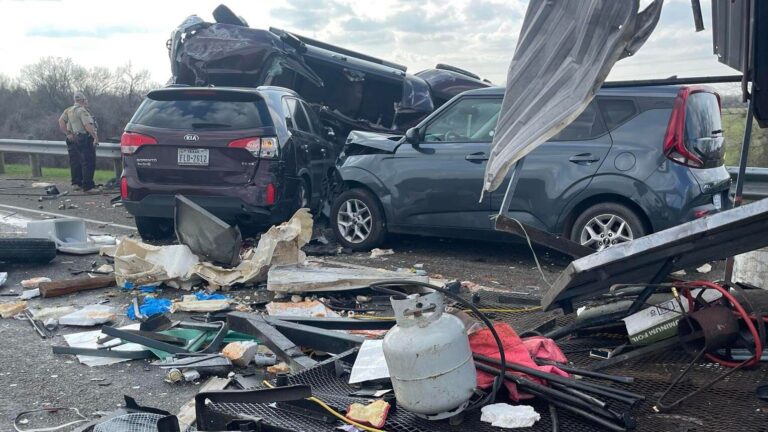 DPS shares information about vehicle pileup on Highway 79