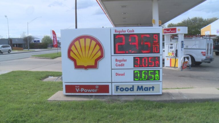 Gas prices increase ahead of Spring break