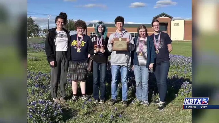 BHS journalism team places first at district UIL meet