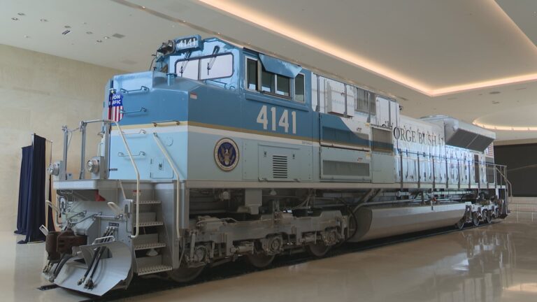 George Bush Presidential Library & Museum unveils 4141 locomotive in new addition