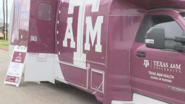 Mobile clinic working to fill gaps in rural healthcare, reaching residents of all ages