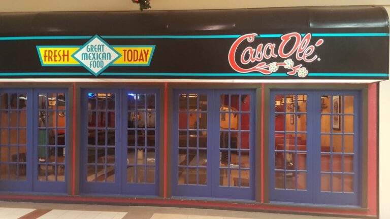 Mo’s and Casa Ole’ at the mall are latest restaurants to announce closures