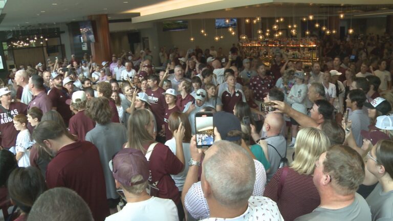 Thousands of Aggies make the trek to Omaha to witness history