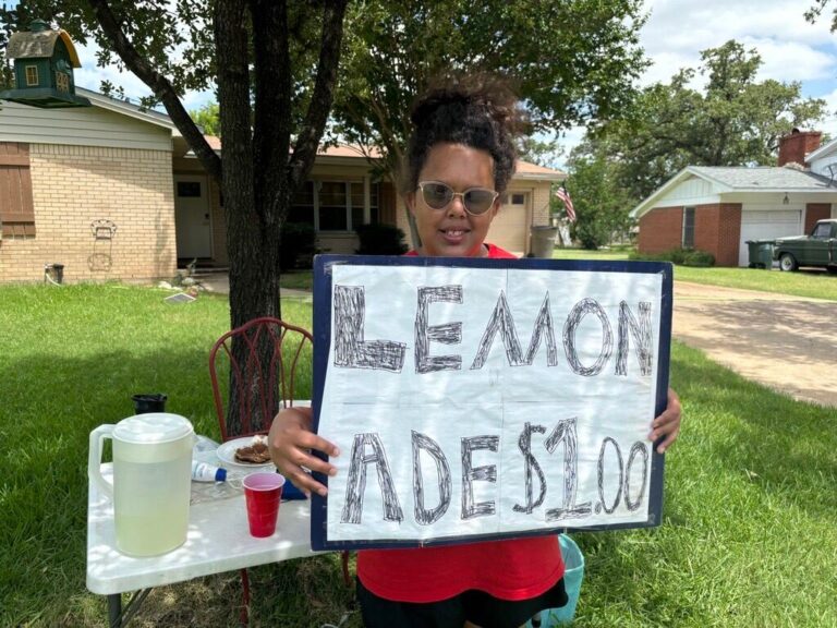 Bryan resident opens lemonade stand to raise money for summer camp