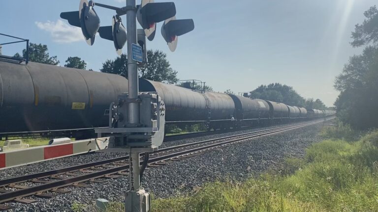 Navasota neighbors cut off from homes for hours, waiting on trains to move