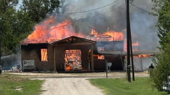 Firefighters respond to fire at Washington County church