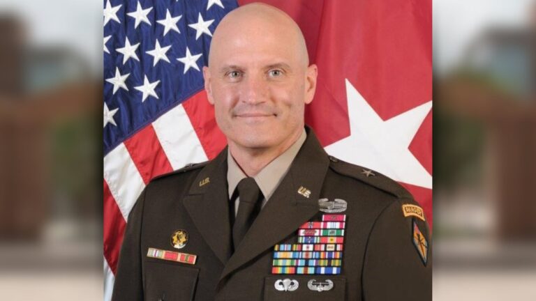 Texas A&M Corps commandant retires to serve university president